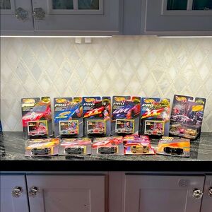 Hot wheels NASCAR  Pro Short Track 1997 Die-Cast Carl LOt !!